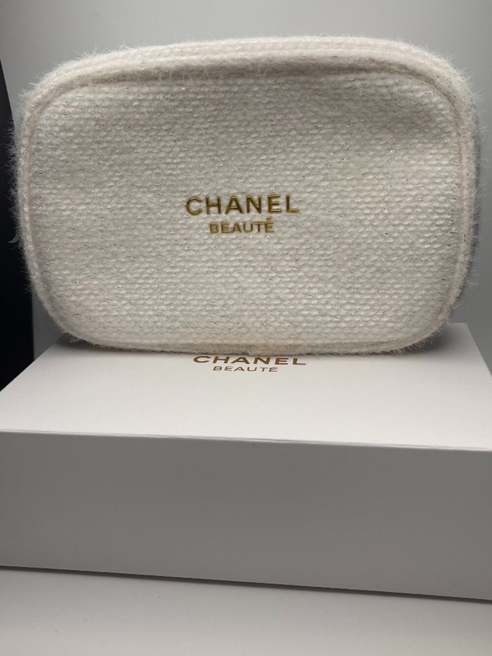 Chanel Beaute White Cosmetic Pouch - NEW